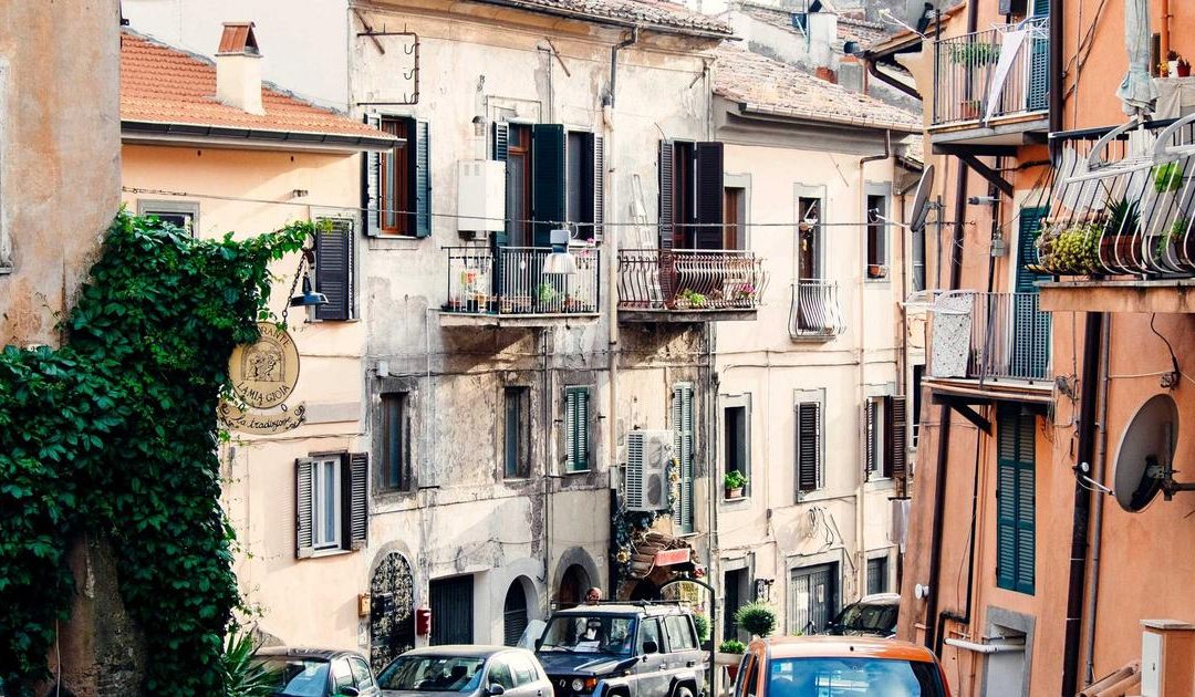 Influenceur marketing local : le guide complet pour les PME en 2026