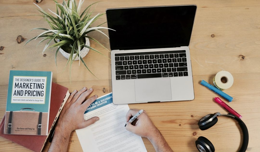 Communication digitale pour le tourisme vendéen : guide expert 2026